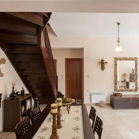Apartment Nikolis *