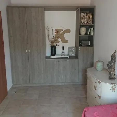 Nikolis Apartment